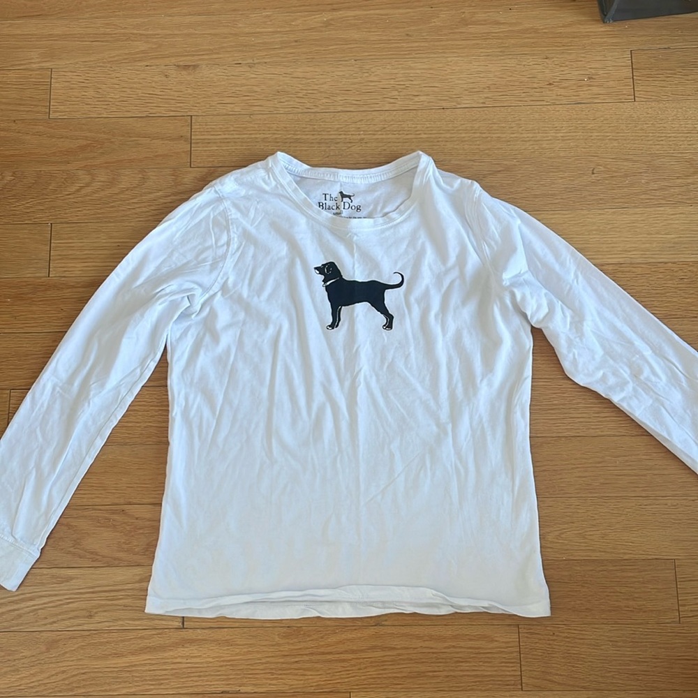 The Black Dog women’s long sleeve t-shirt